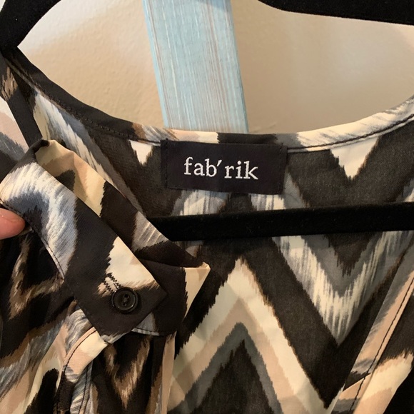 3/4 Sleeve Patterned Cinched Waist V-Neck Dress - Picture 4 of 6